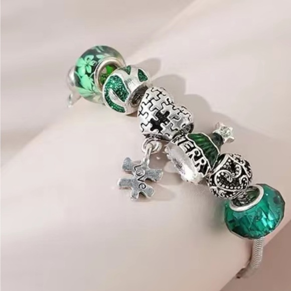 2297-RTT Sparkling Green Beads & Charms “ Missing Puzzle Piece” - Picture 10 of 13